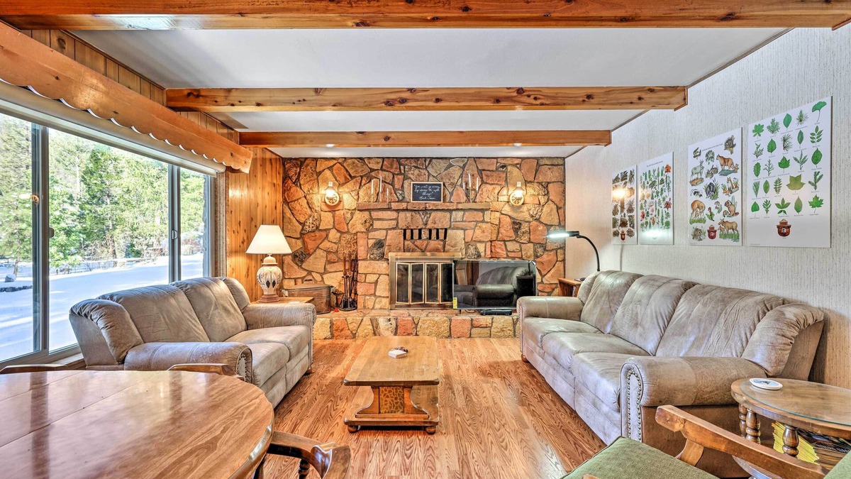 Harden Flat House | 7 Mi to Yosemite Nat'l Park: Riverfront Getaway!