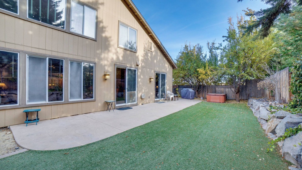 Northwest Reno House | 7 Miles to Downtown Reno w/Hot Tub: Cozy Getaway