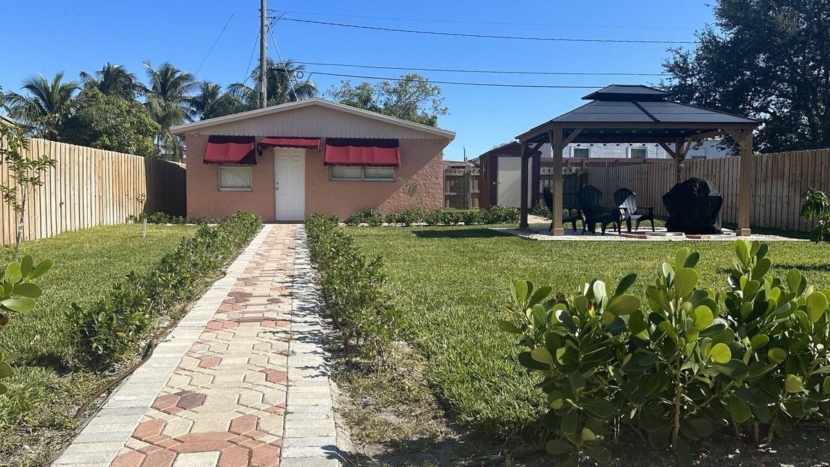 Delray Beach House | 7 mins to the beach