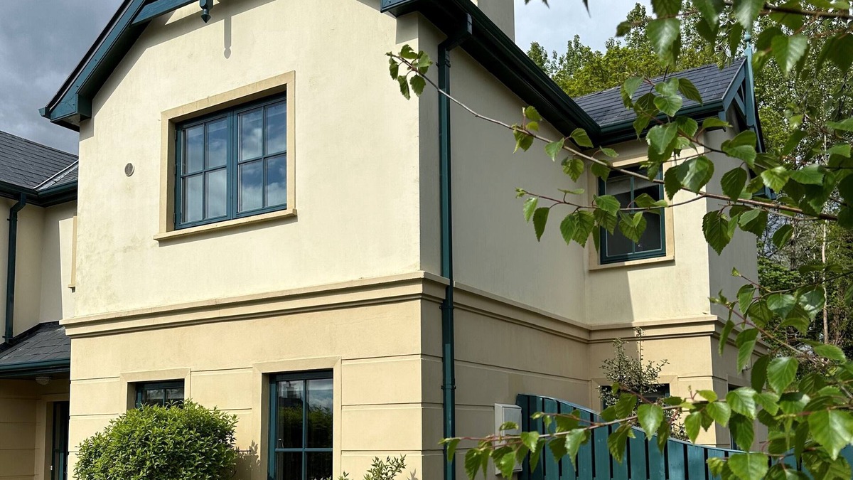 Kenmare Condo | 7 Oakwood Manor Kenmare