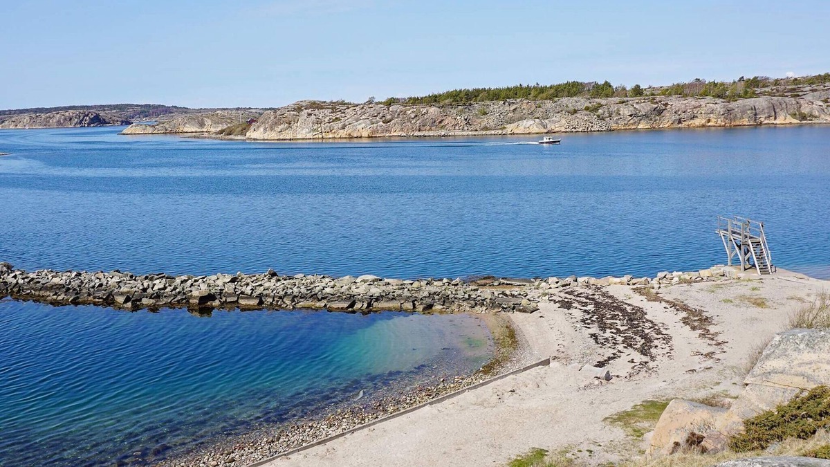 Kampersvik House | 7 person holiday home in Fjällbacka