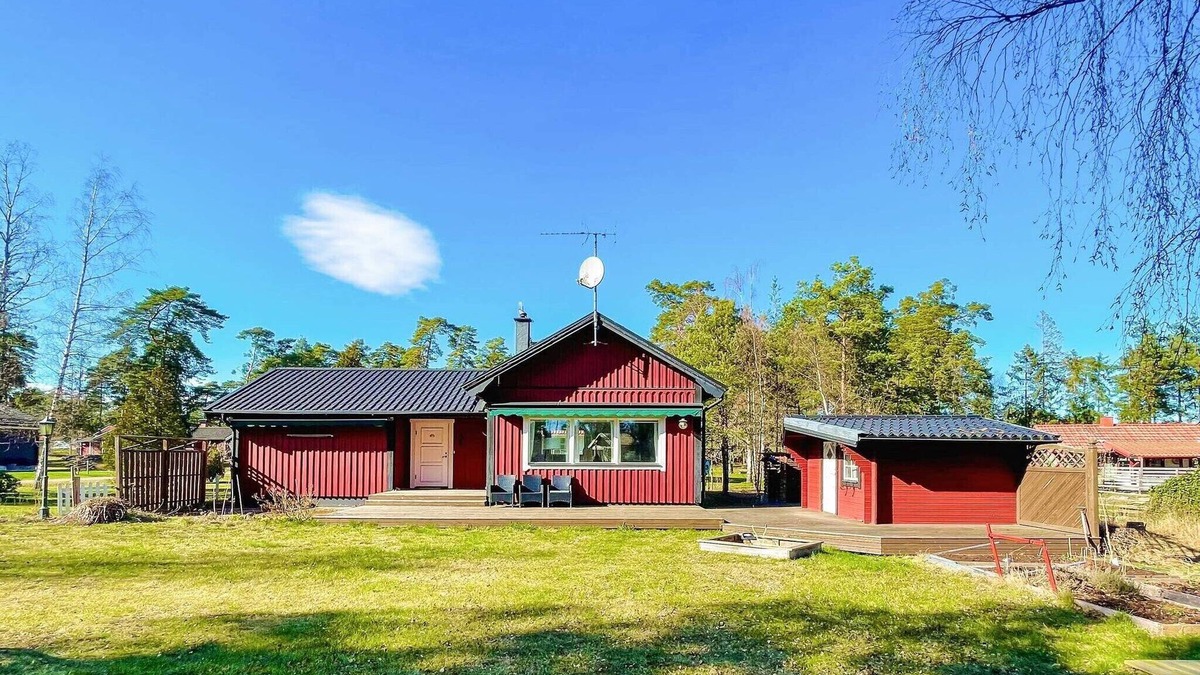 Monsteras House | 7 person holiday home in Mönsterås