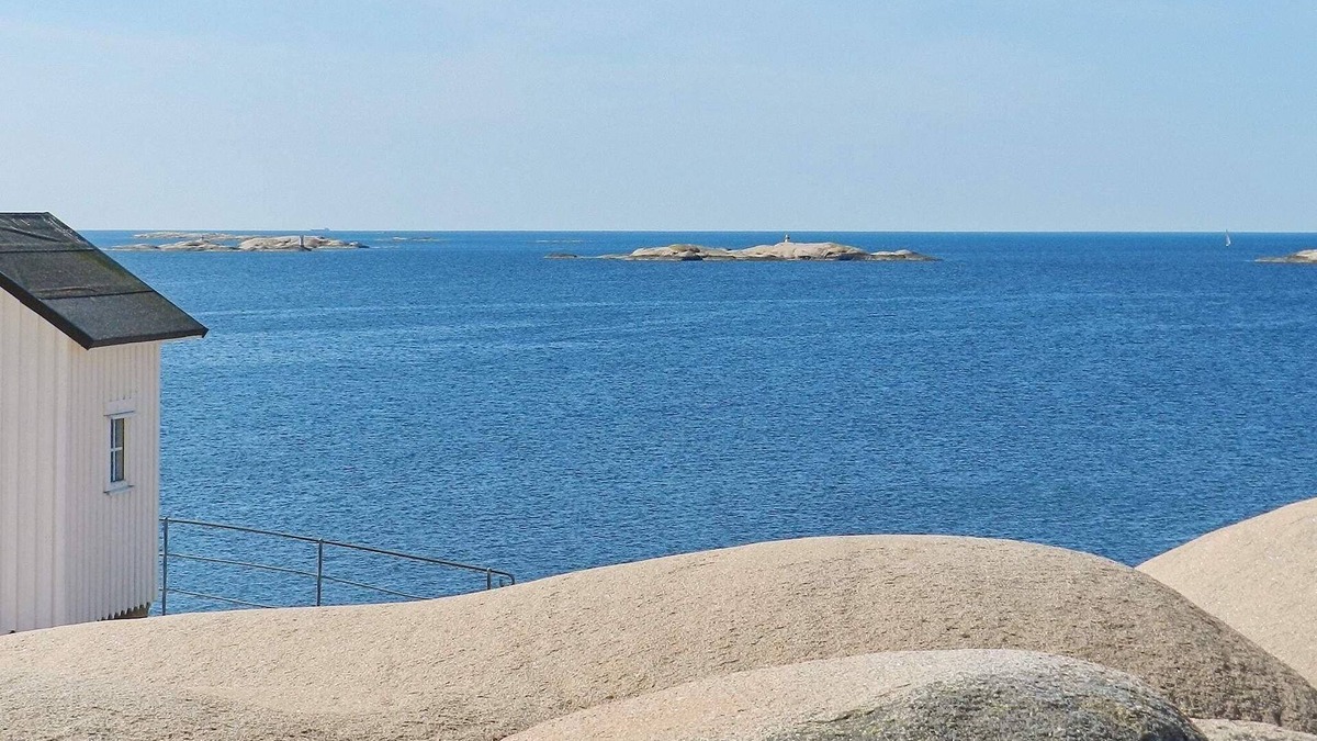 Lysekil House | 7 person holiday home in LYSEKIL