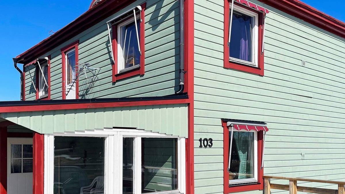 Skog House | 7 person holiday home in SKOG