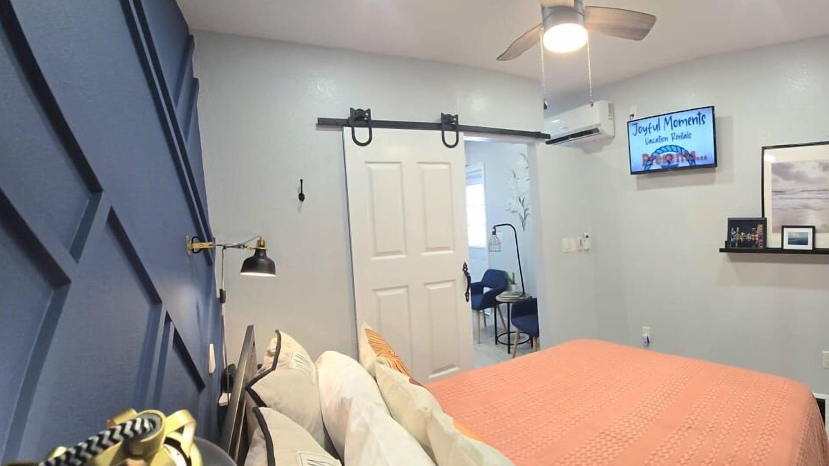Carrollwood Apartment | #7 Tampa Little Gem.