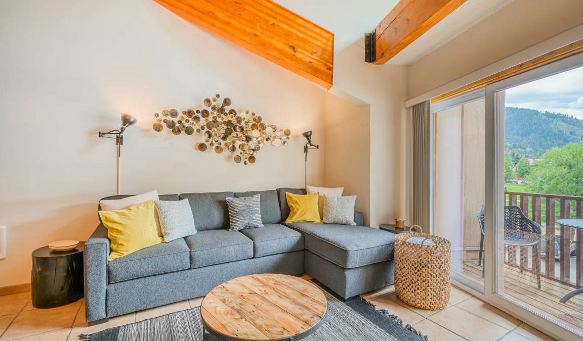 Red River Condo | 70 m² Condo ∙ 1 bedroom ∙ 4 guests