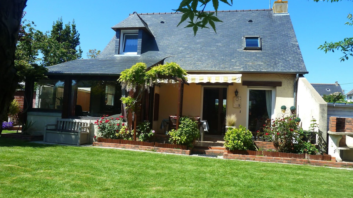 Esperance-Cottages Villa | 700m from St Malo beach: beautiful, quiet villa with garden