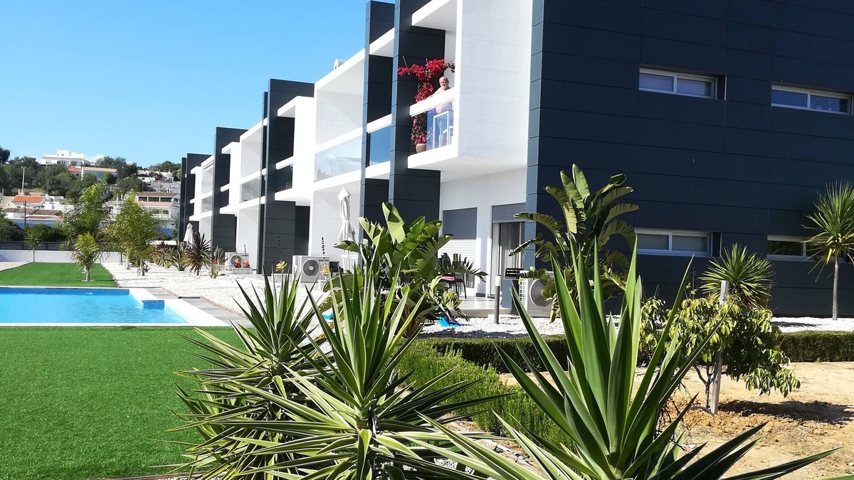 Vale de Parra Apartment | 70m2 of roof terrace fully equipped and private to the apartment