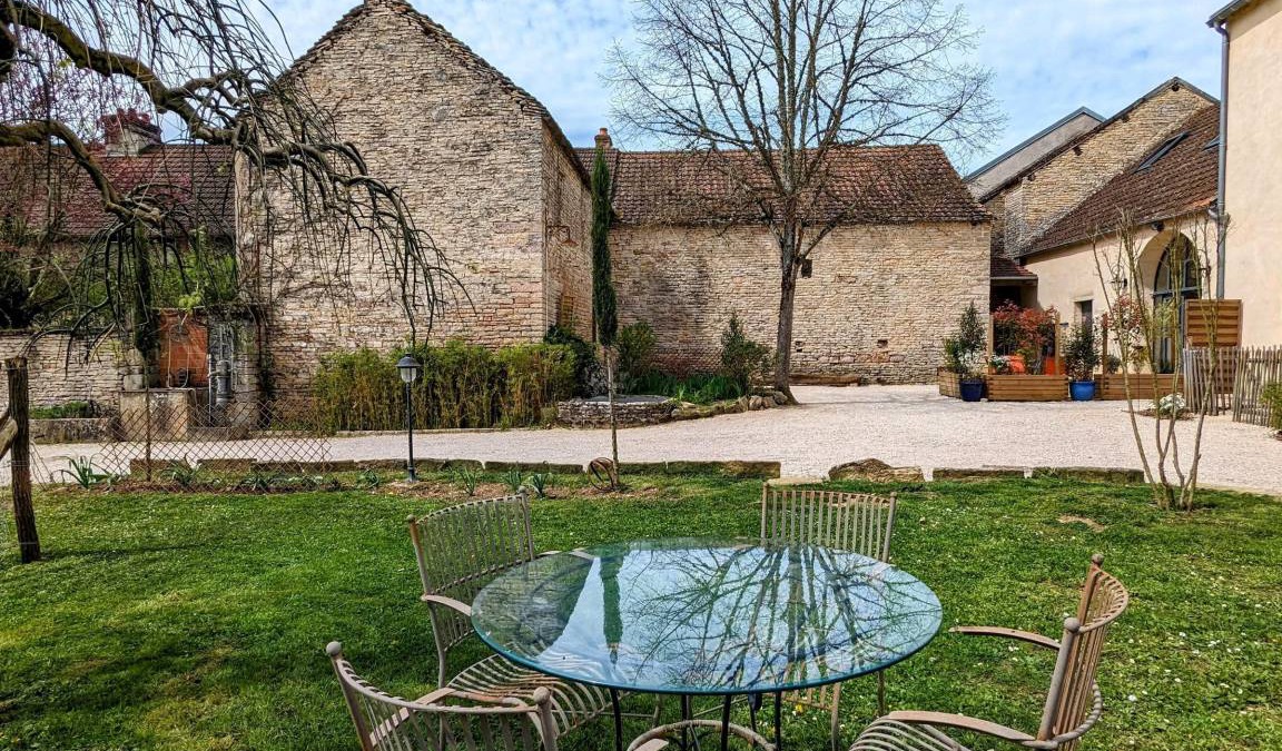 Sainte-Marie-sur-Ouche Cottage | 71 m² Cabin ∙ 2 bedrooms ∙ 4 guests