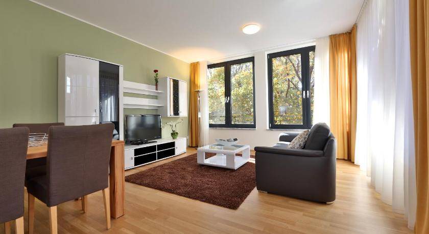 Schwere-Reiter-Straße Apartment | 71 m² Serviced apartment ∙ 2 bedrooms ∙ 3 guests