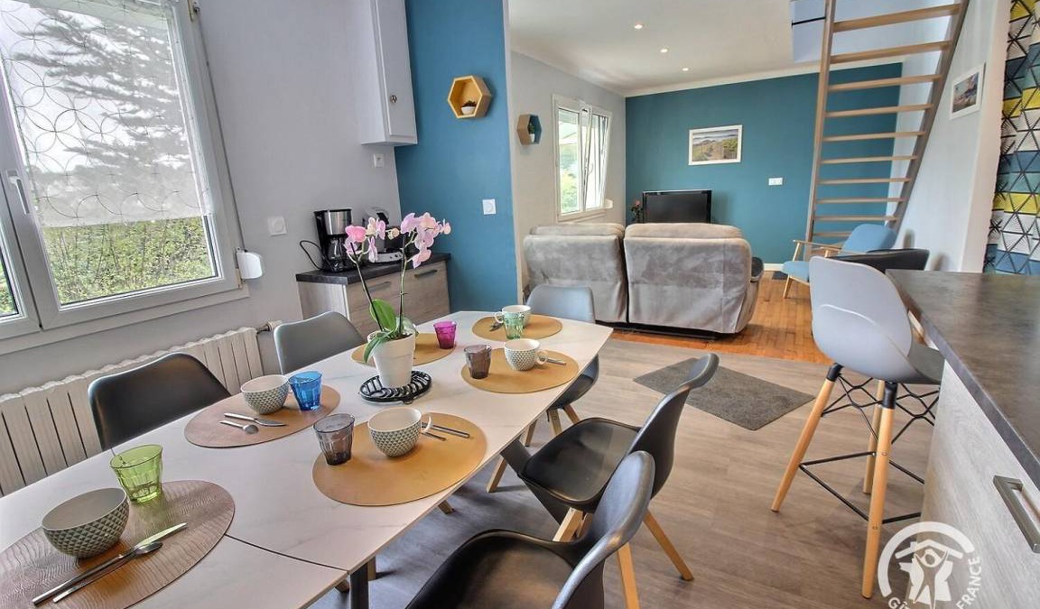 Tredrez-Locquemeau House | 74 m² Gîte ∙ 3 bedrooms ∙ 6 guests
