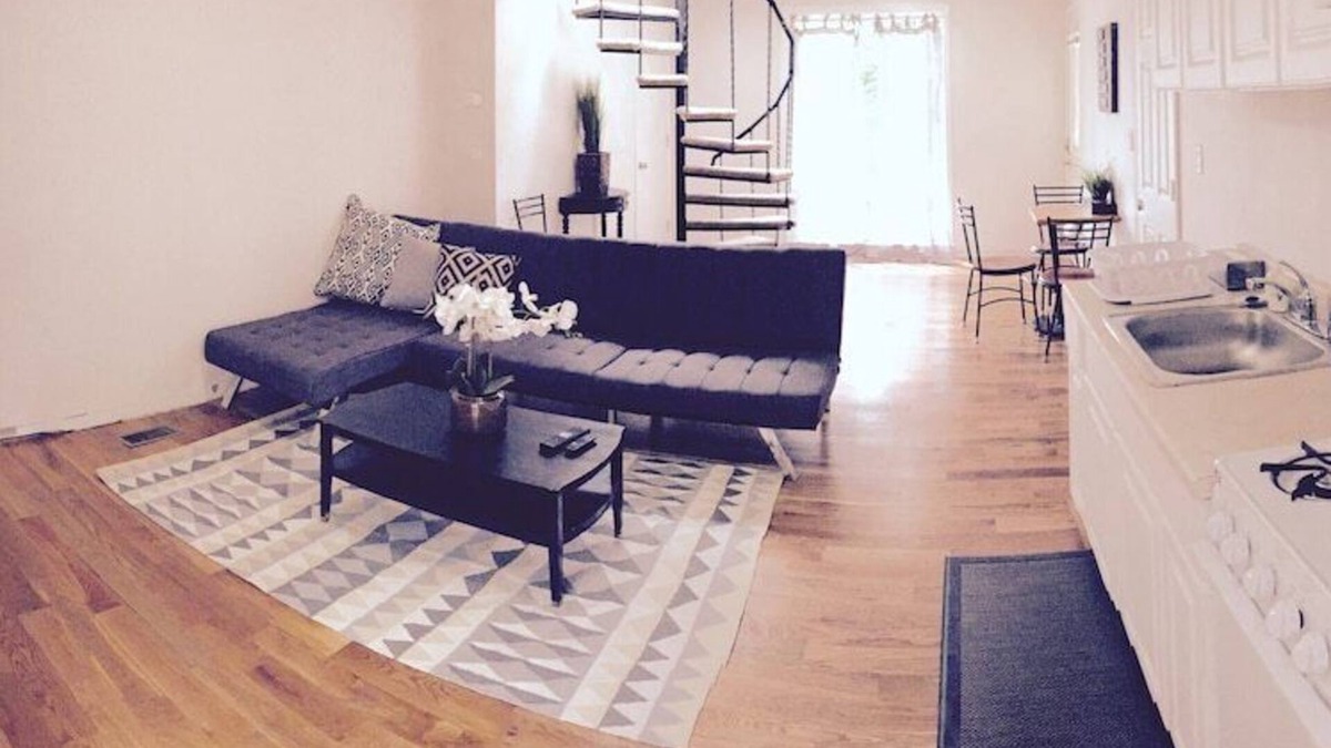 Kirkland House | 7406A - Loft 1 Bed · Convenient & Cozy Kirkland Apartment