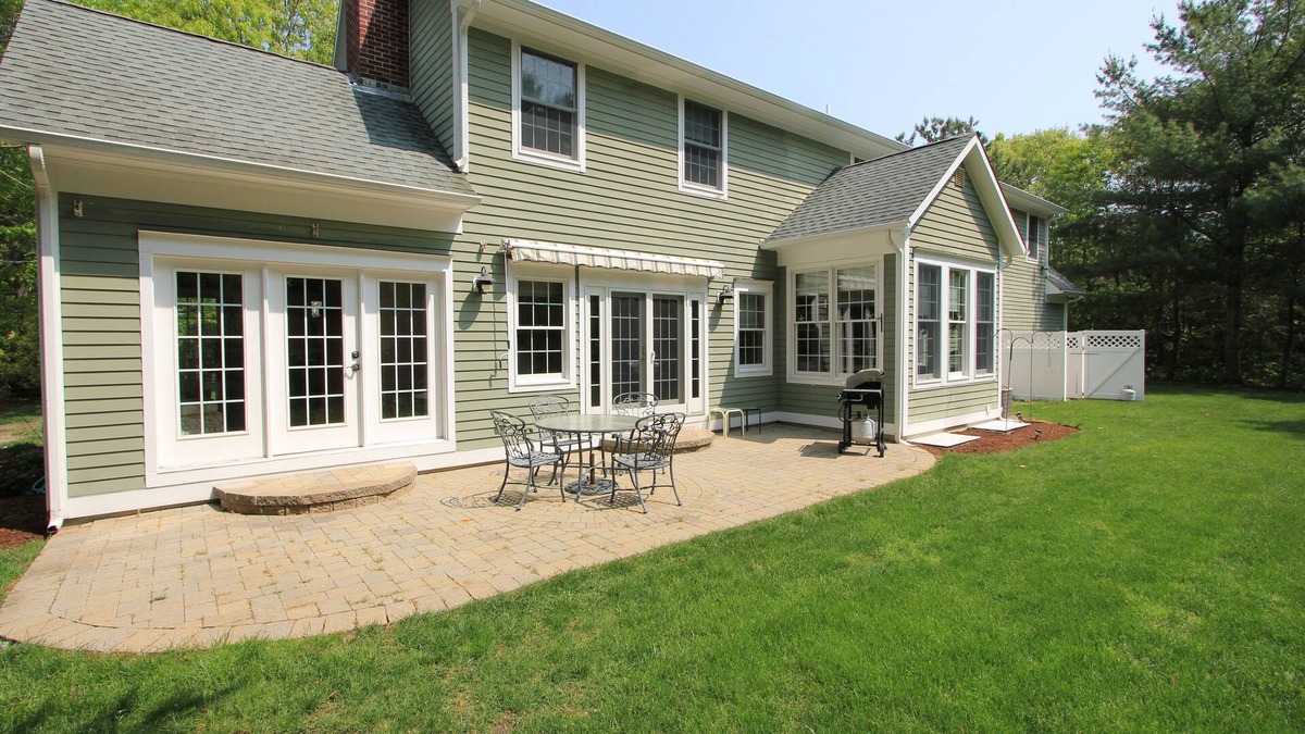 Marstons Mills House | 75 Flume - Tranquil oasis near pond, walking trails & tennis, with central A/C
