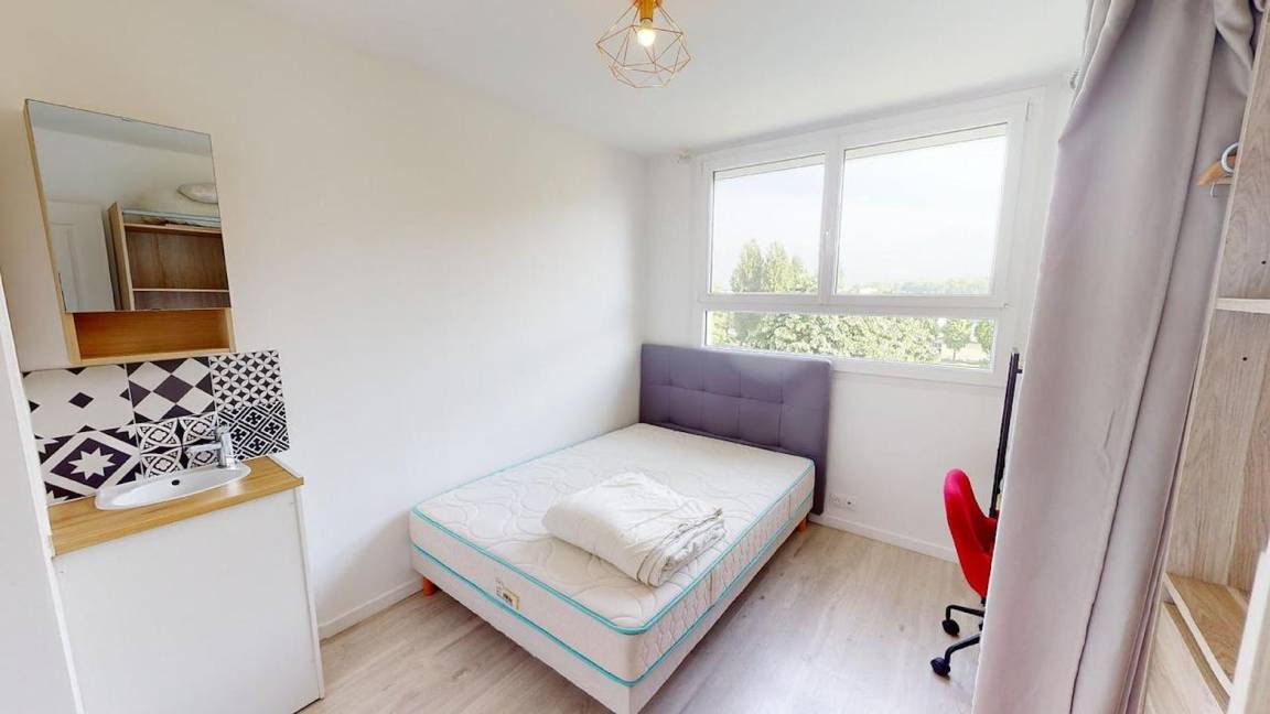Herouville-Saint-Clair Resort | 75 m² Private room ∙ 1 bedroom ∙ 1 guest