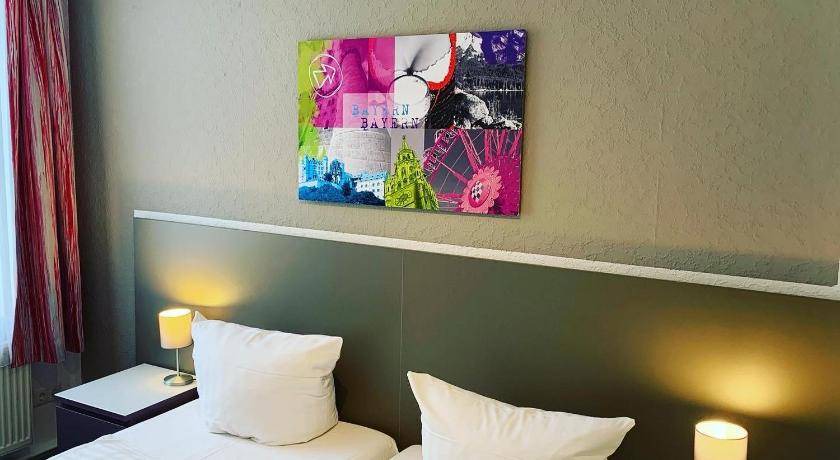 Schwanthalerhohe Apartment | 75 m² Apartment ∙ 3 bedrooms ∙ 6 guests