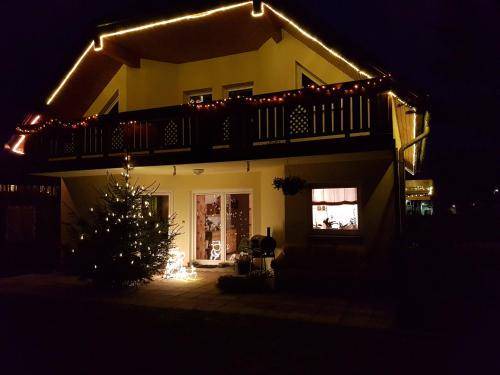 Oberhavel Apartment | 75 m² Apartment ∙ 2 bedrooms ∙ 6 guests