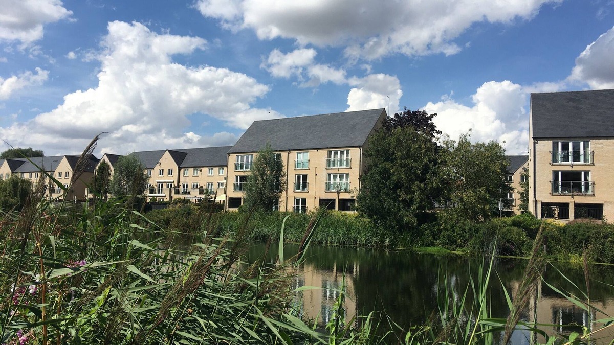 St Neots Apartment | 75 Skipper Way - Little Paxton