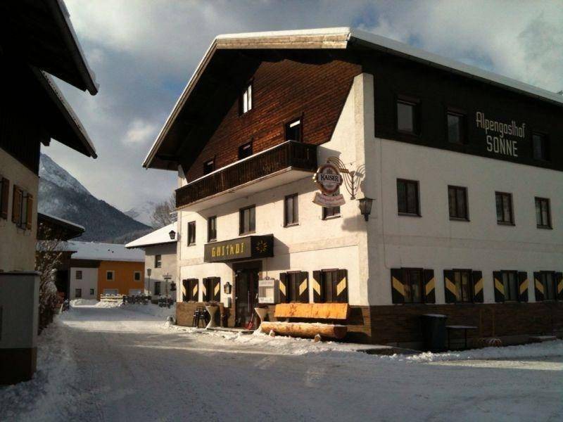 Forchach House | 750 m² House ∙ 16 bedrooms ∙ 40 guests