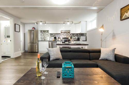 Southwest Edmonton Apartment | 79 m² Apartment ∙ 2 bedrooms ∙ 6 guests