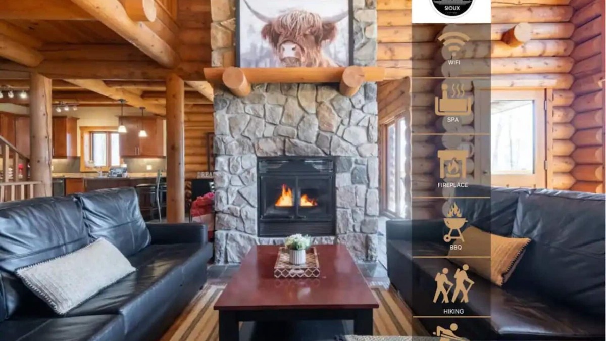 Labelle Ski Chalet | 7BR LogCabin/Spa/Nature/MontTremblant Area/18 Guests