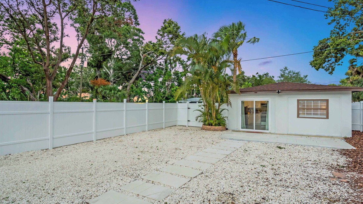 River District Cottage | 7mi to Anna Maria Newly Renovated Private Cottage