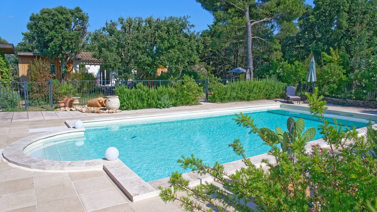 Saint-Siffret House | 7min from Uzès, 4pers. 60m2/3000m2/swimming pool. Closed parking lot.