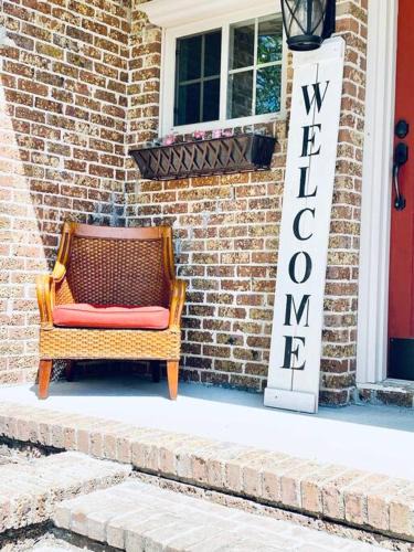 Laurel House | 7th Avenue Manor
