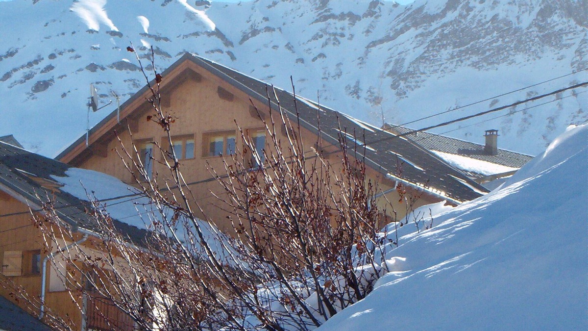 Albiez-Montrond Apartment | 8/10 people at the foot of the slopes