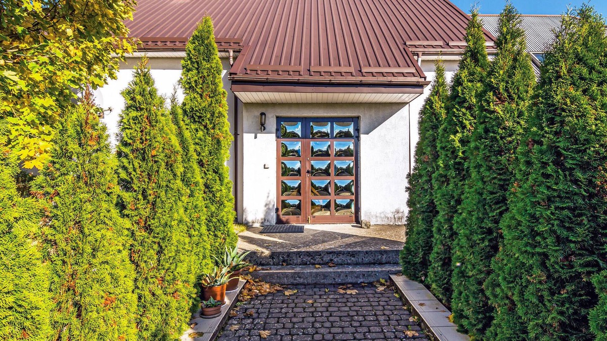Koczala House | 8 bedroom beautiful home in Miastko