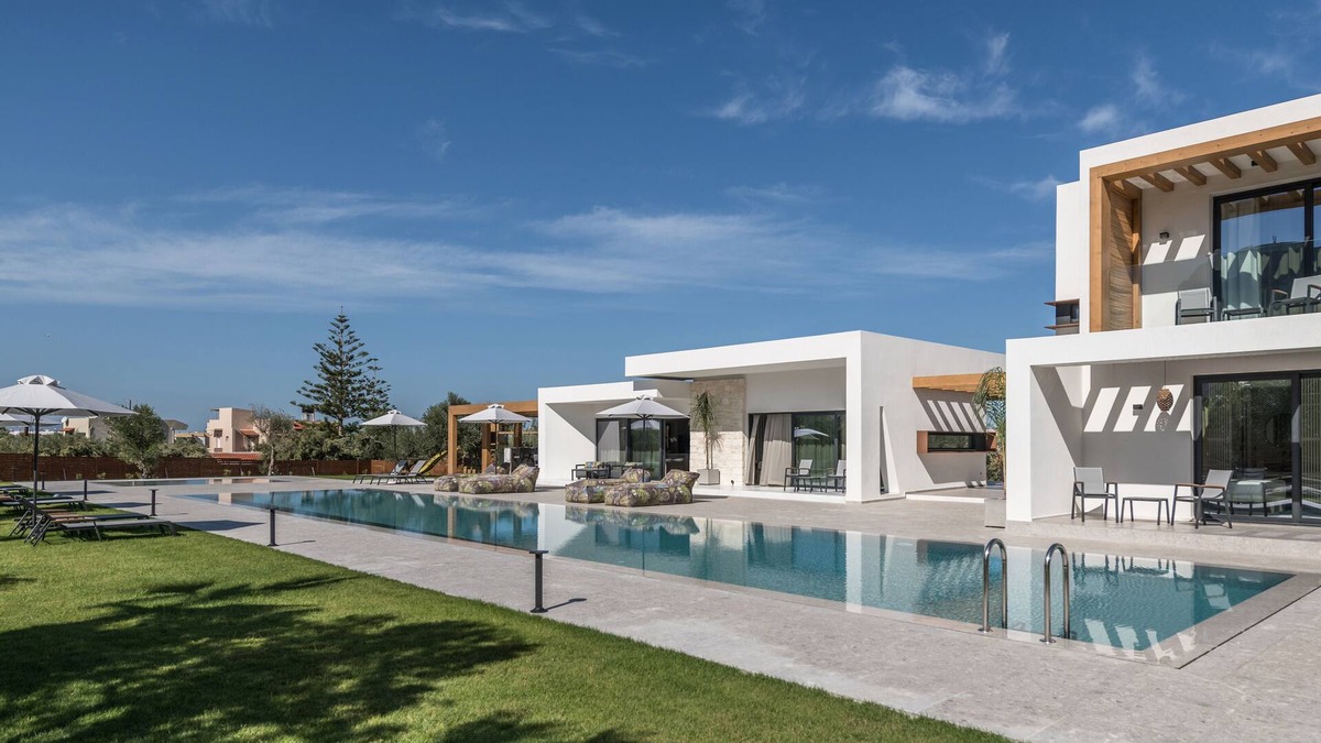 Kato Gouves Villa | 8 Bedroom Villa - heated pool - Wedding/Retreat events