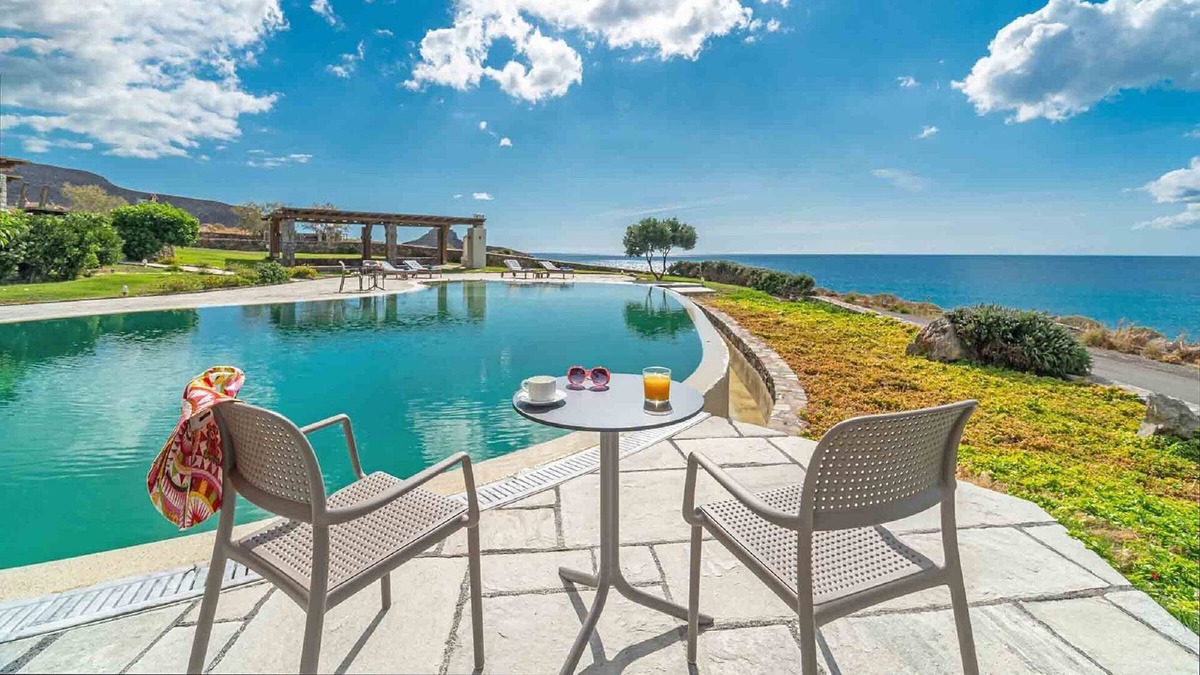 Xerokampos House | 8 Bedrooms - Privacy Styling and Ambiance