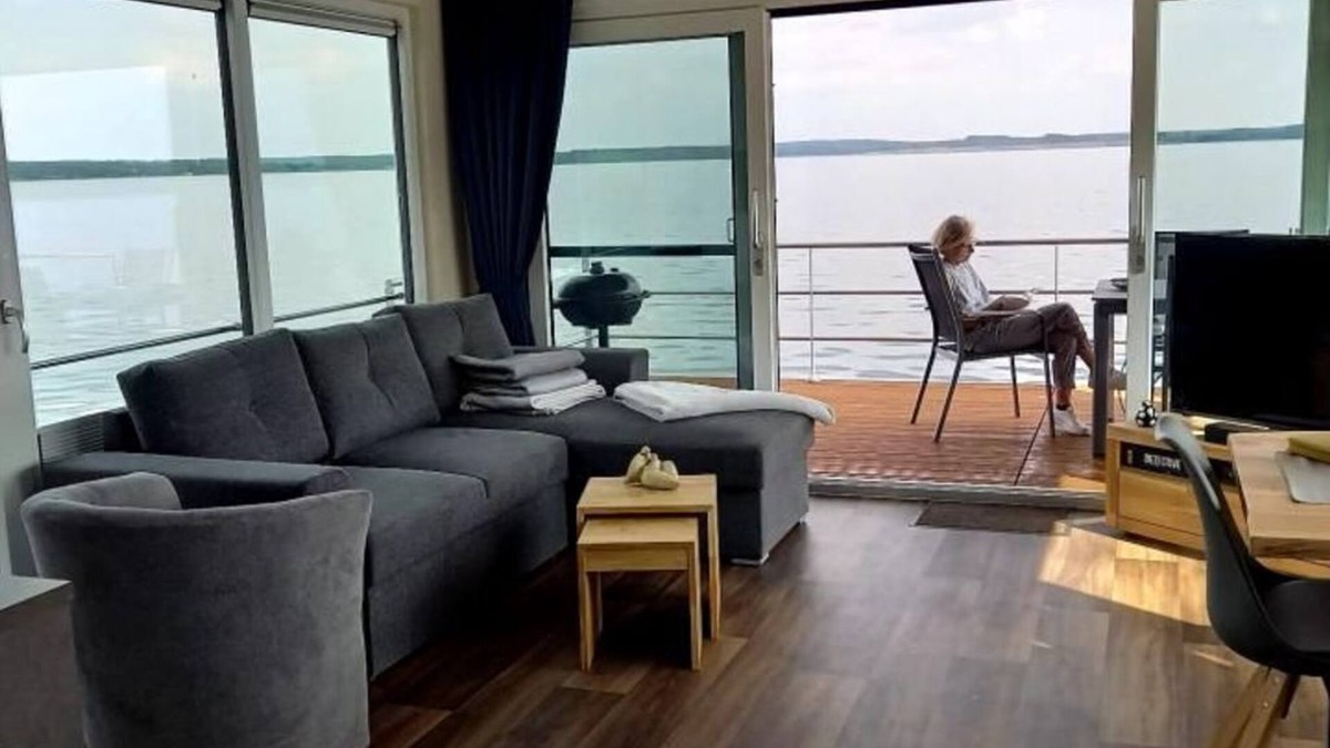 Vetschau/Spreewald Boat Rental | 8. floating vacation home Milan - Floating vacation homes Gräbendorfer See