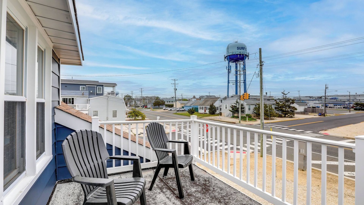 Surf City Apartment | 8 Mi Barnegat Lighthouse: Apt w/Balcony!