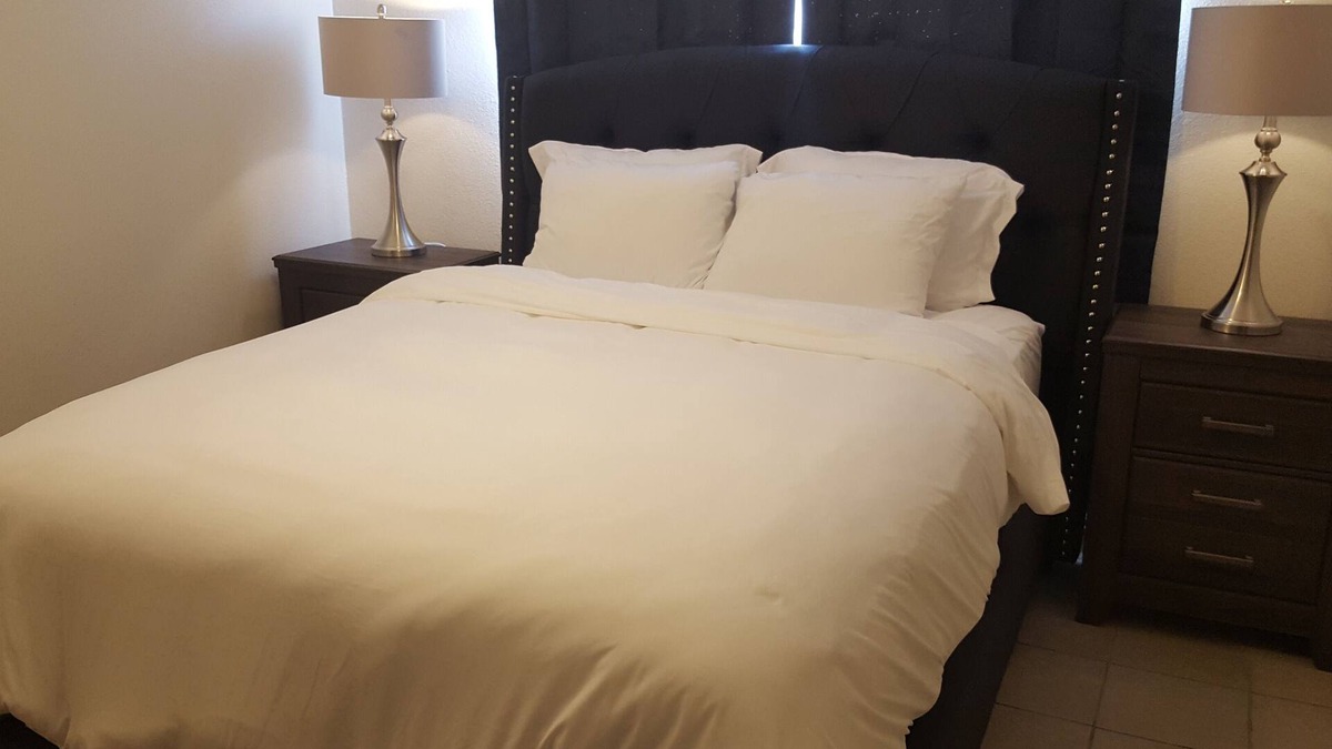 Winchester Apartment | 8 min to the strip, up to 6 people