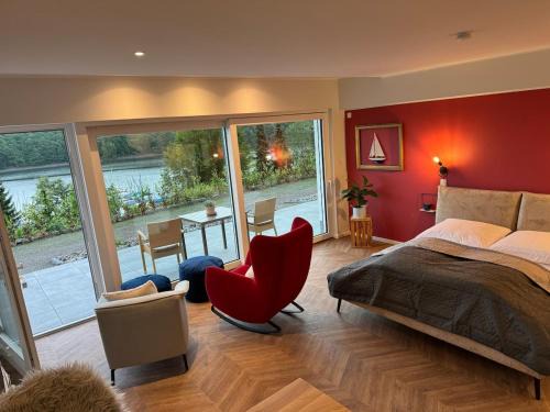 Olpe Apartment | #8 Ommi Kese See-Suite FD Sauna Hund Terrasse