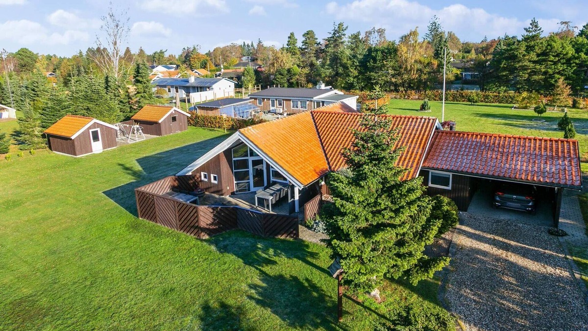 Bøtø By House | 8 person holiday home in Væggerløse