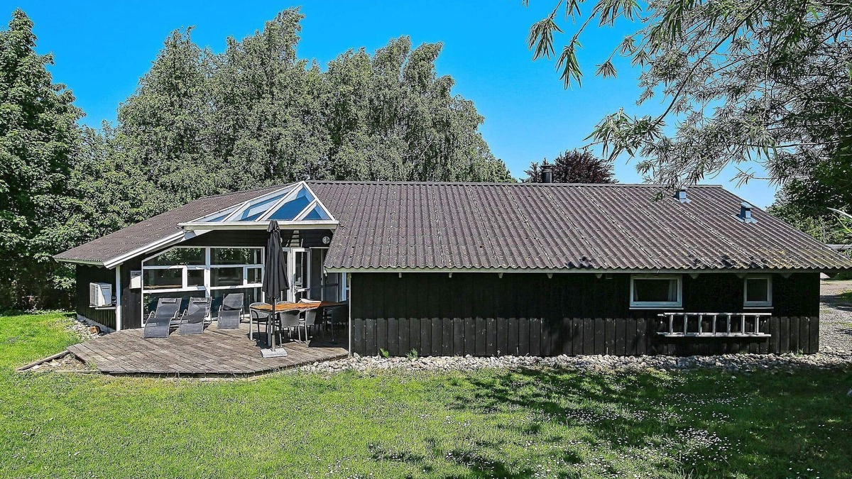 Smidstrup Strand House | 8 person holiday home in Gilleleje