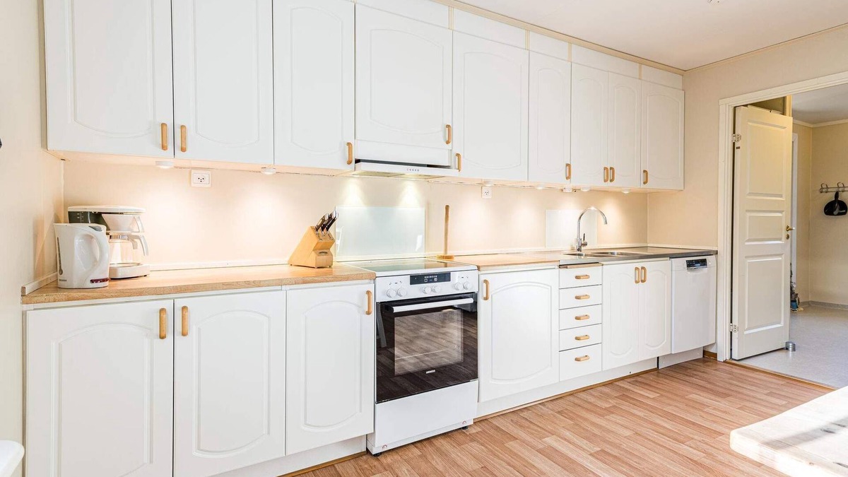 Ho House | 8 person holiday home in Blåvand