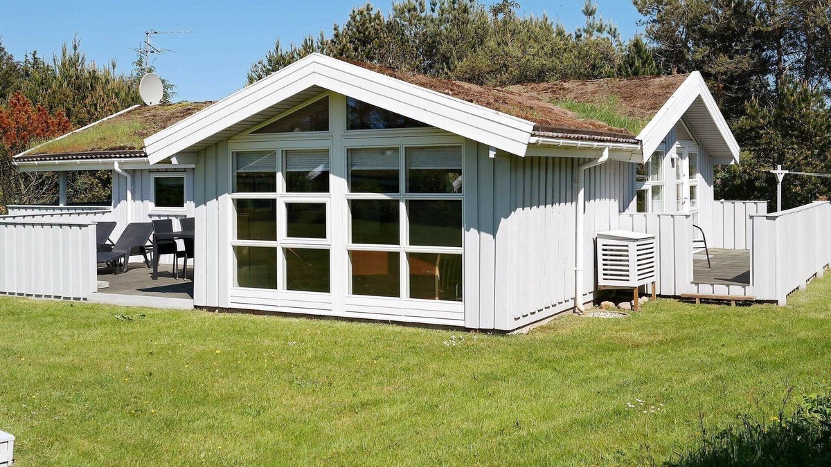 Blokhus House | 8 person holiday home in Blokhus