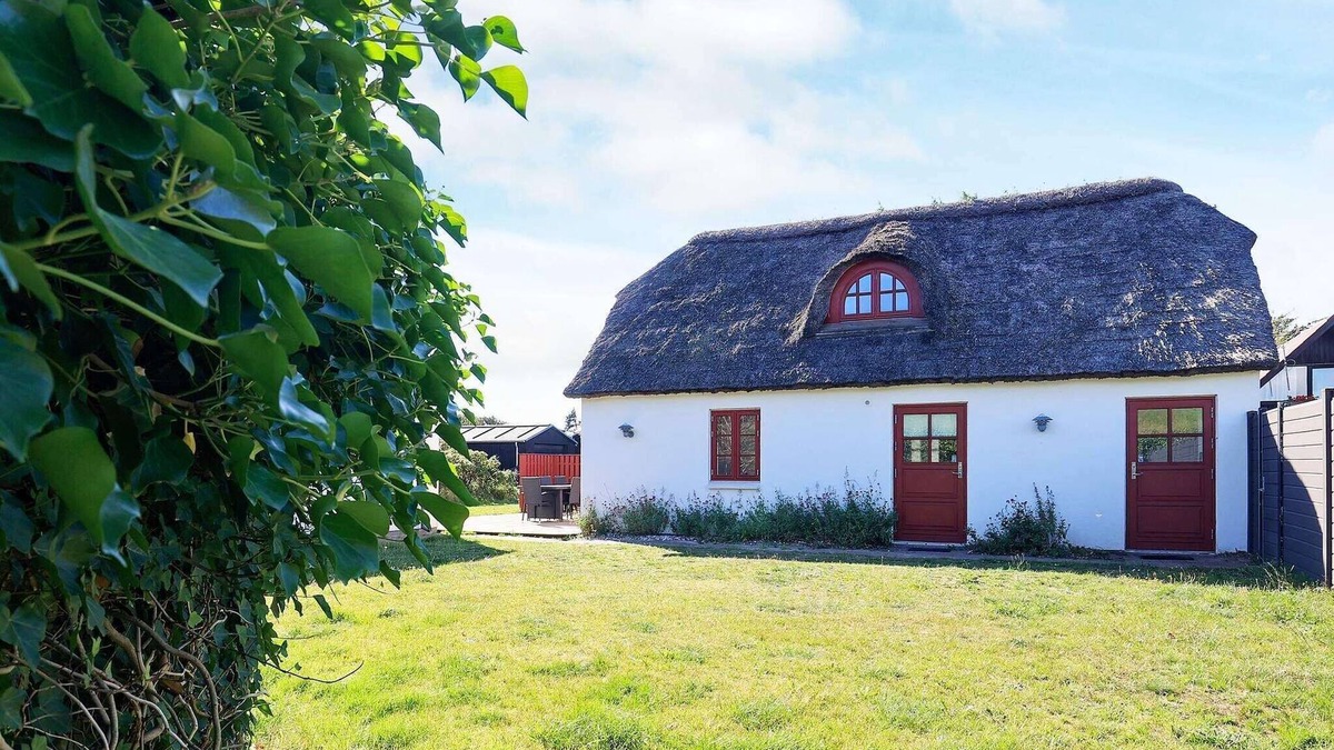 Blokhus House | 8 person holiday home in Blokhus