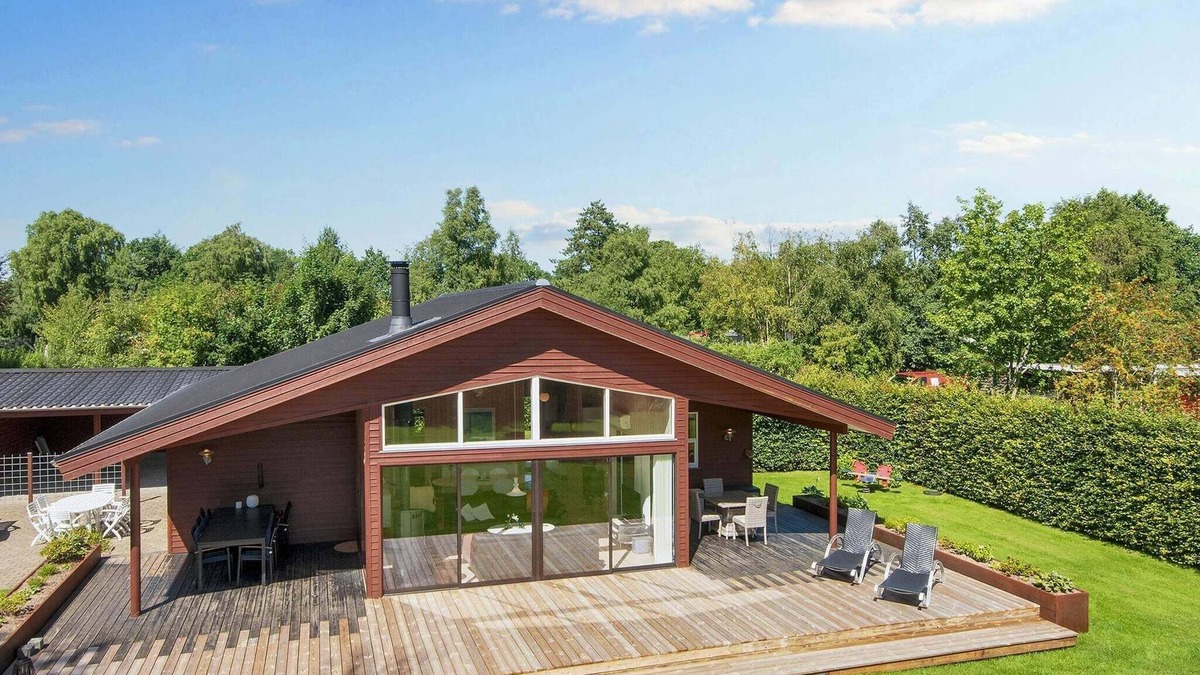 Fjellerup House | 8 person holiday home in Glesborg