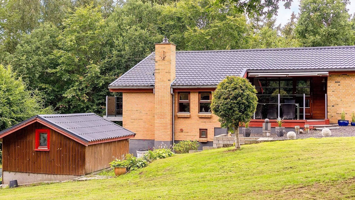 Sundstrup House | 8 person holiday home in Højslev