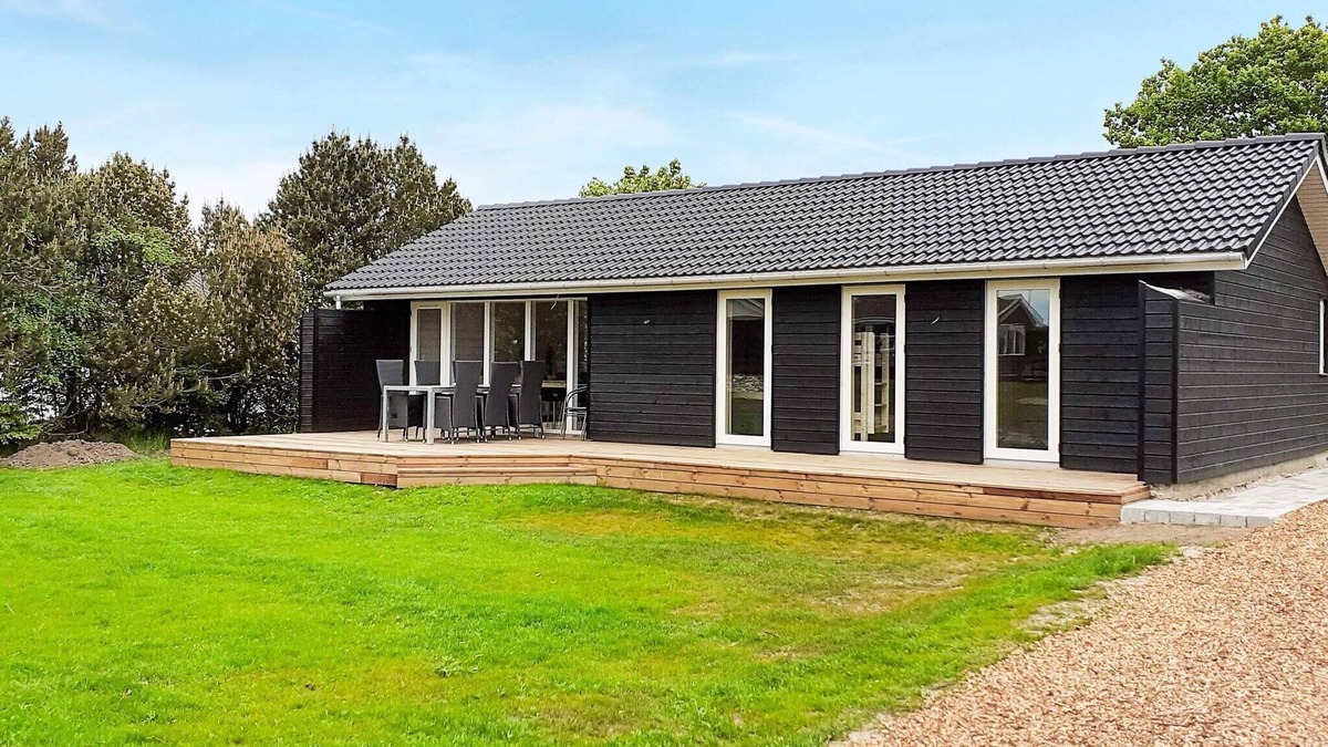Helberskov Strand House | 8 person holiday home in Hadsund-By Traum