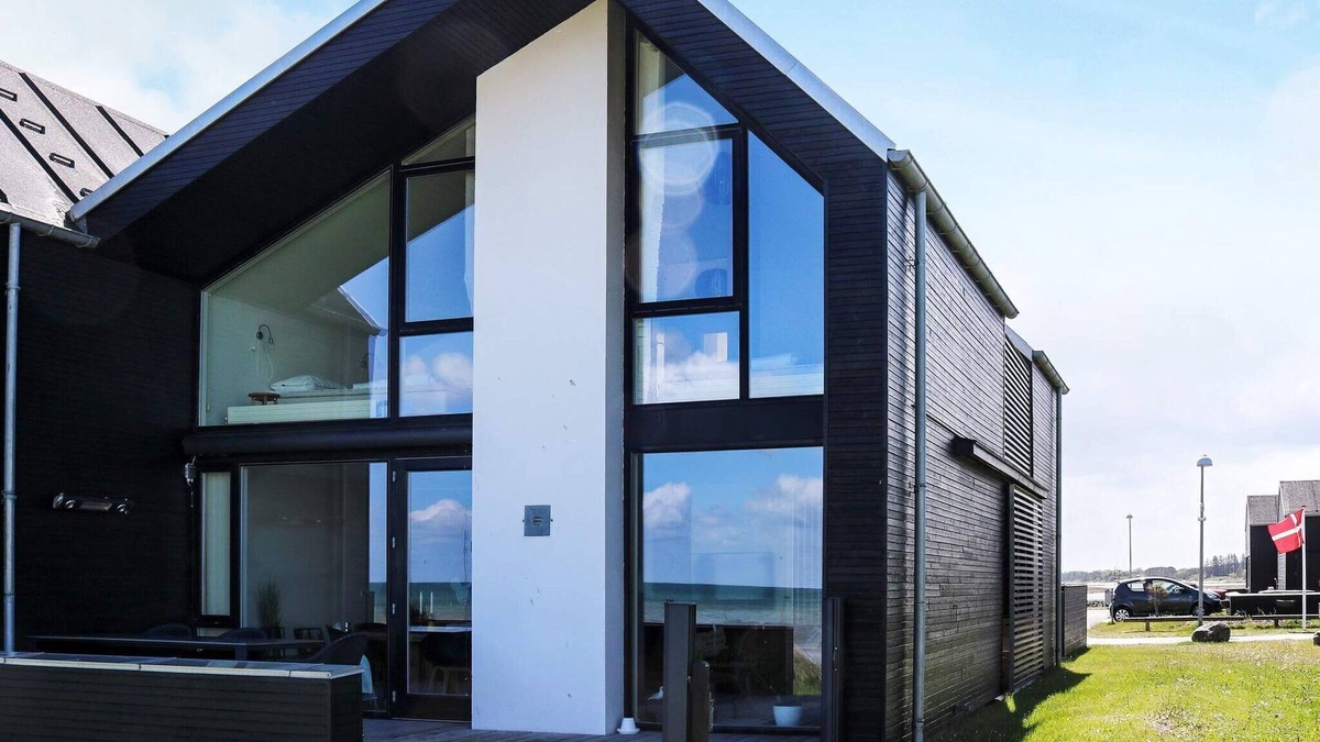 Oster Hurup House | 8 person holiday home in Hadsund-By Traum