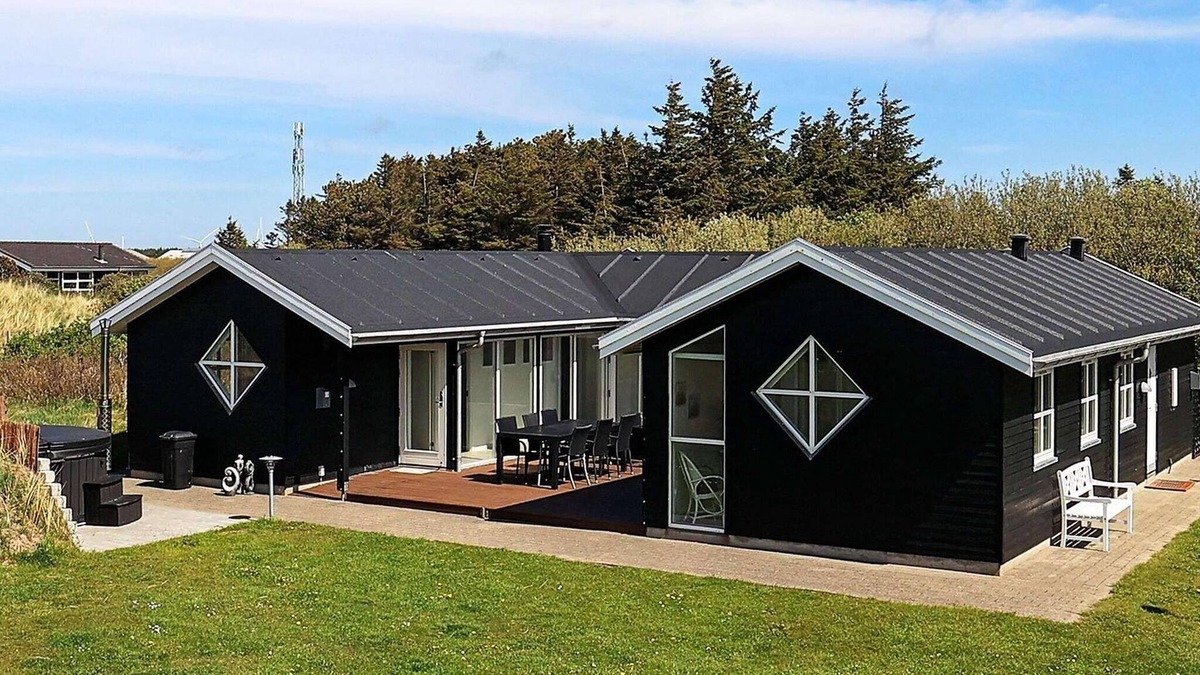Hirtshals House | 8 person holiday home in Hirtshals-By Traum