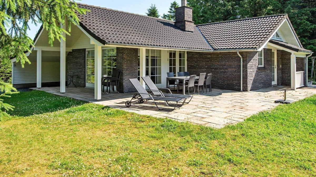Arrild Ferieby House | 8 person holiday home in Toftlund-By Traum
