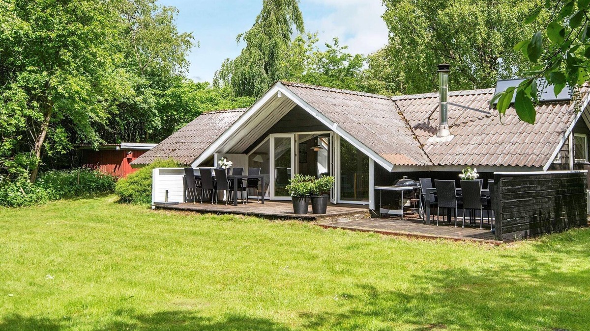 Arrild Ferieby House | 8 person holiday home in Toftlund
