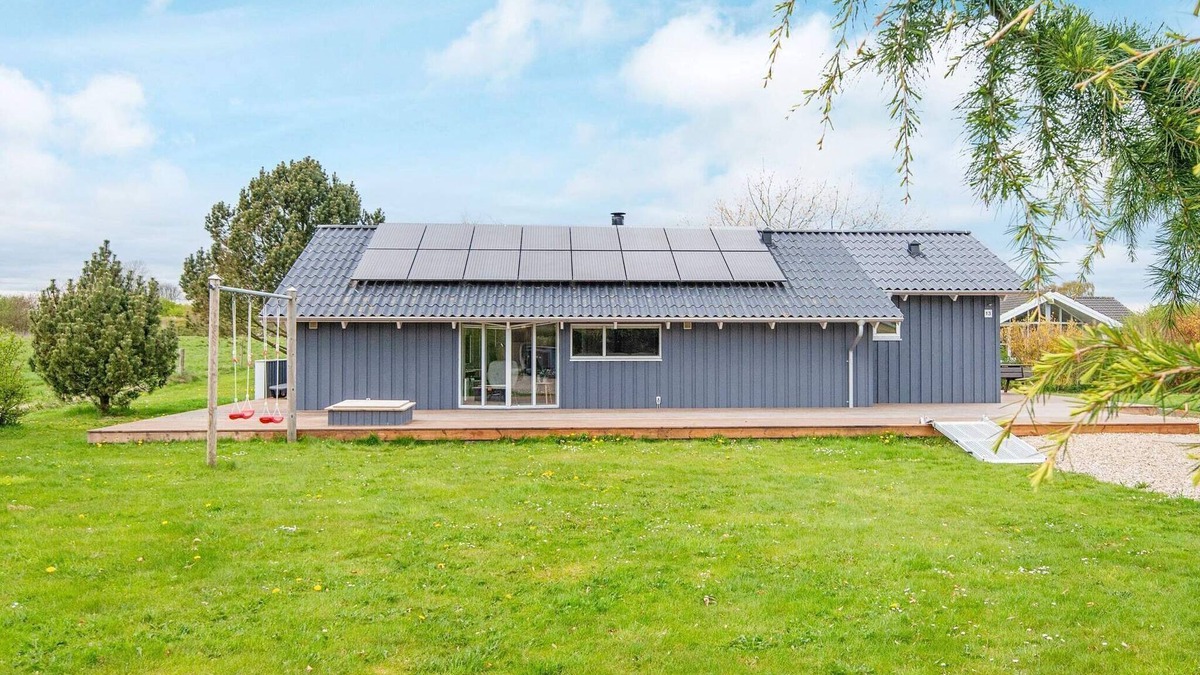 Hvidbjerg Strand House | 8 person holiday home in Børkop-By Traum