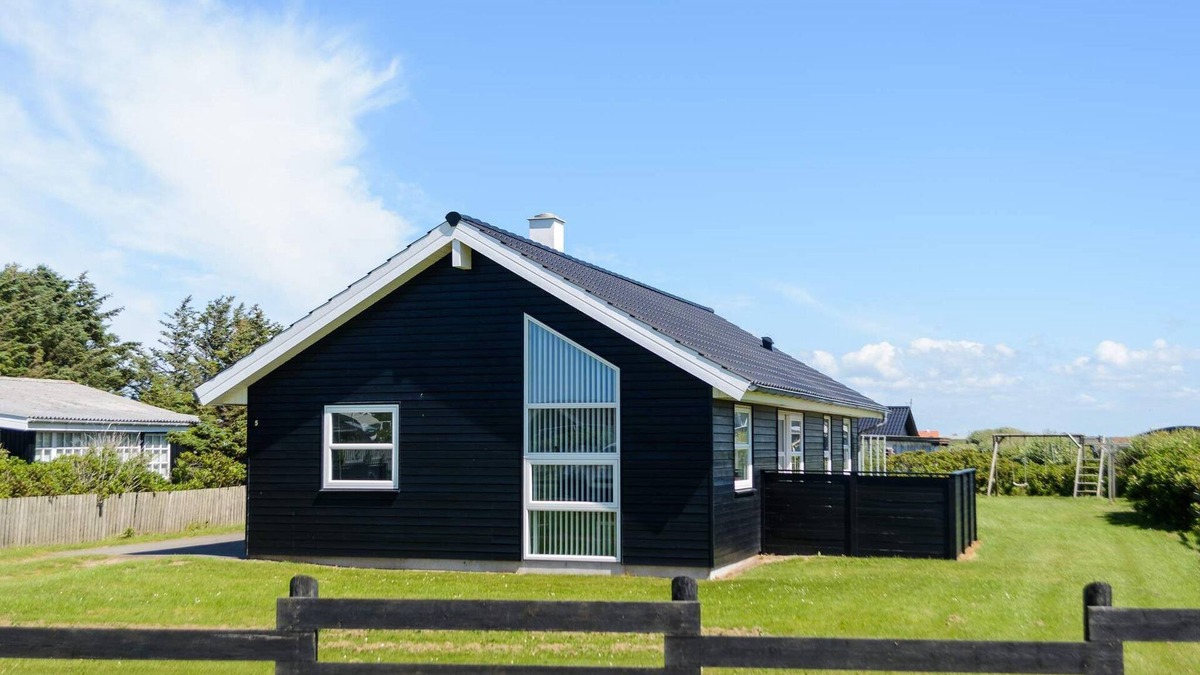 Lokken House | 8 person holiday home in Løkken