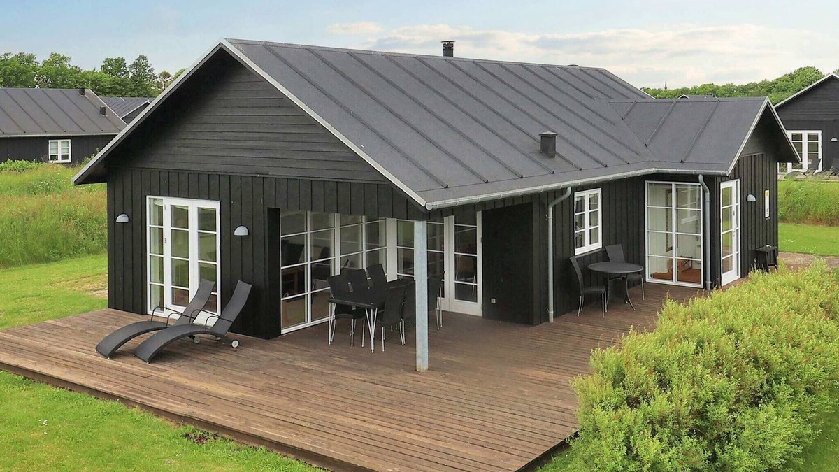 Nysted House | 8 person holiday home in Nysted